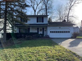 2186 Thurmont Rd, Akron, OH 44313