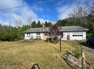 966 Thacher Park Rd, Voorheesville, NY 12186