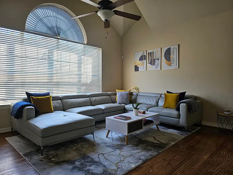 4116 Oberlin Way — Photo 3