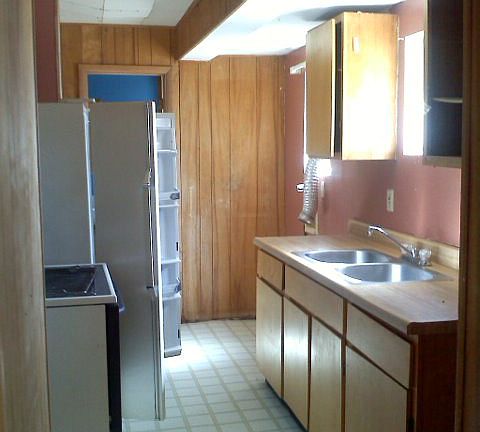 5th image of 205/215 N 1st St
