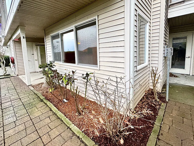 26325 Illinois Ave NE #B103 — Photo 21