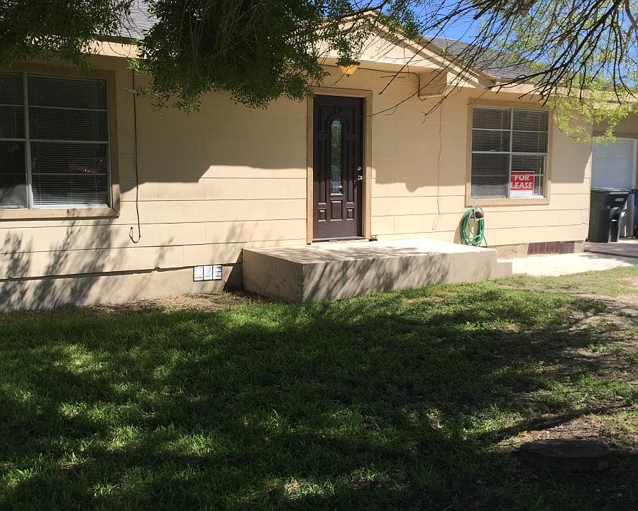 1st image of 132 Alves Ln