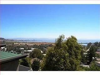 276 Trinity Rd photo 1
