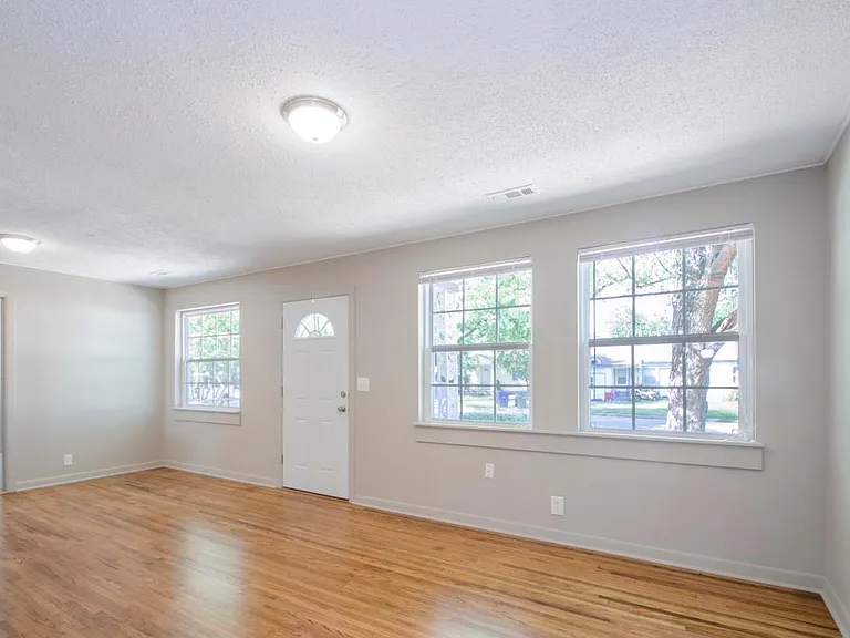 7122 E Latimer Pl — Photo 7