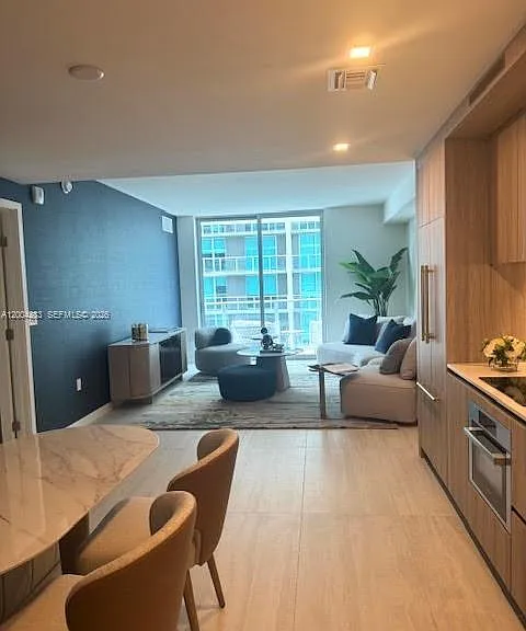 77 SE 5th St #1508 — Photo 8