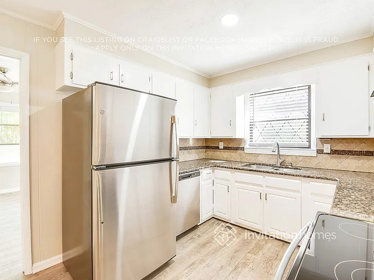 3938 Somerdale Ln — Photo 7