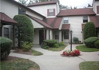 2nd image of 1206 Woodbridge Comns Way