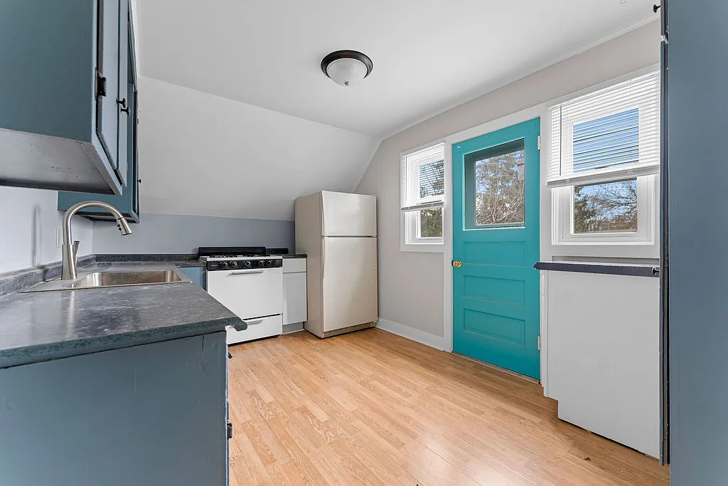 1707 Jefferson St - A- Up... — Photo 1