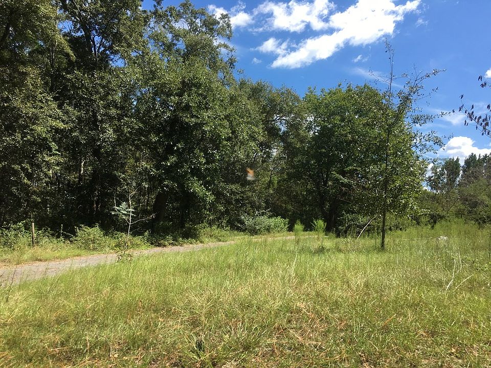 2nd image of 347 Platte Rd
