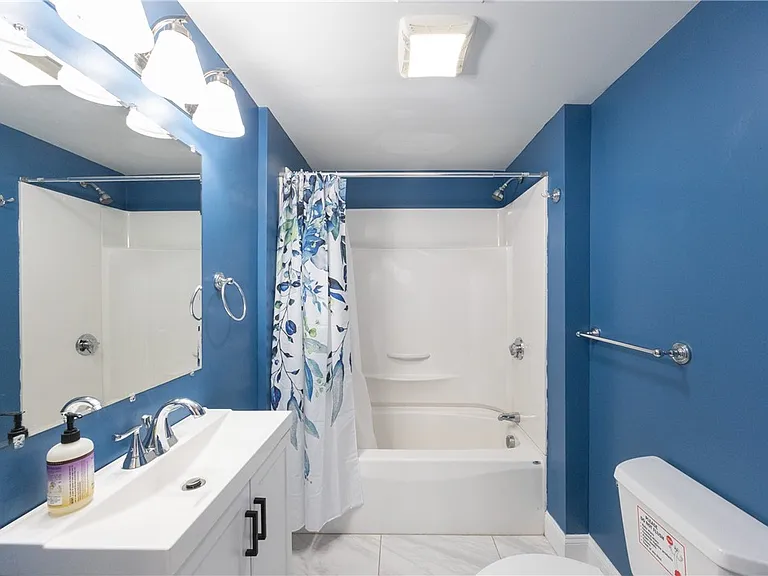 214 Silver Spring St #1 — Photo 16