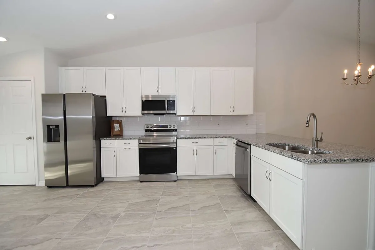 11 Buttonwood Lane Unit A — Photo 4