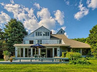 110 Highland Ave, Barrington, RI 02806