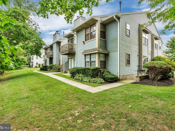 348 Coventry Ct, Mantua, NJ 08051