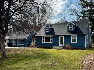 2542 Sunset Dr, Beloit, WI 53511