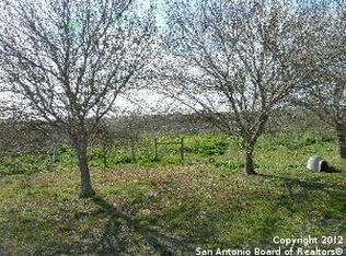 642 Sassman Rd, Marion, TX 78124