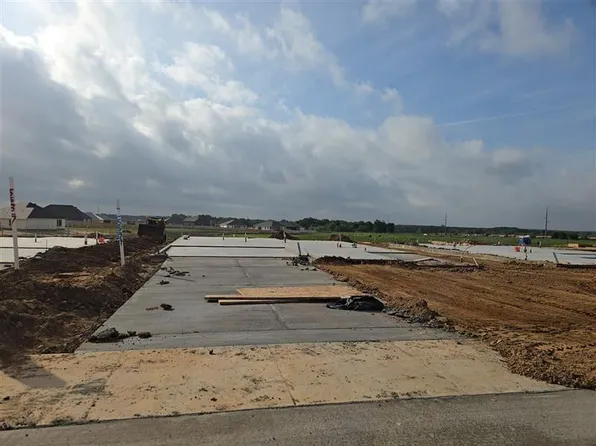 5539 Harriet St, Bryan, TX 77803