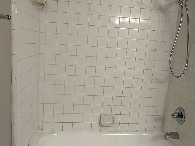 816 Betty Ct #B — Photo 12