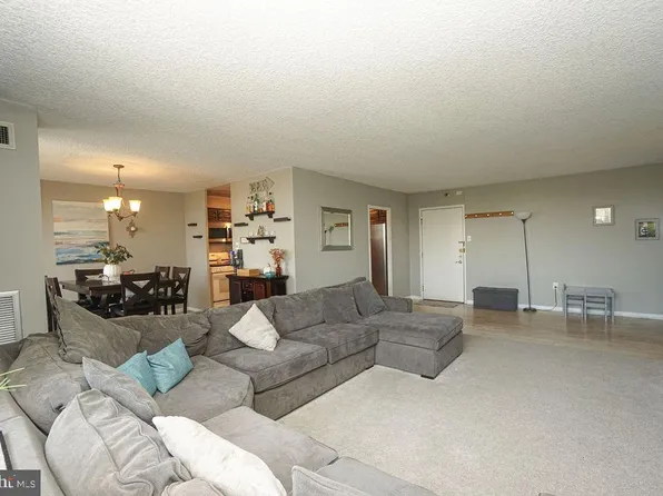 1840 Frontage Rd #706-6-706, Cherry Hill, NJ 08034