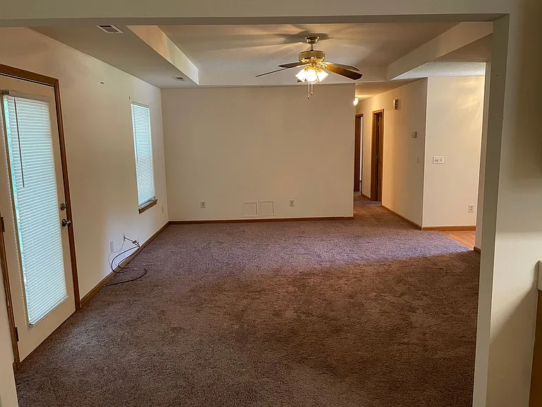 5205 Gasconade Dr — Photo 21