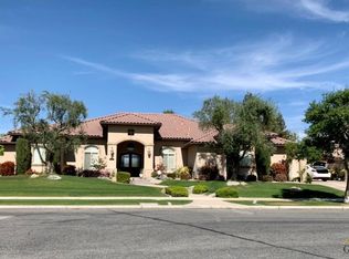 2200 Parkgate St, Bakersfield, CA