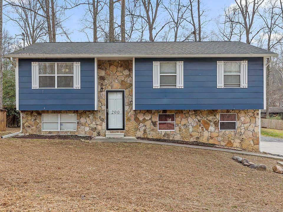 1st image of 200 Phillips Dr NE