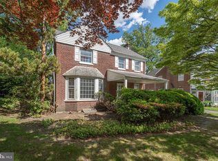 7411 Elizabeth Rd, Melrose Park, PA 19027