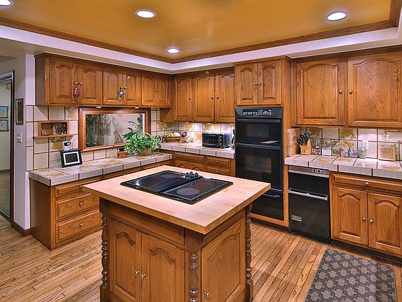 3rd image of 4062 Whitesail Cir