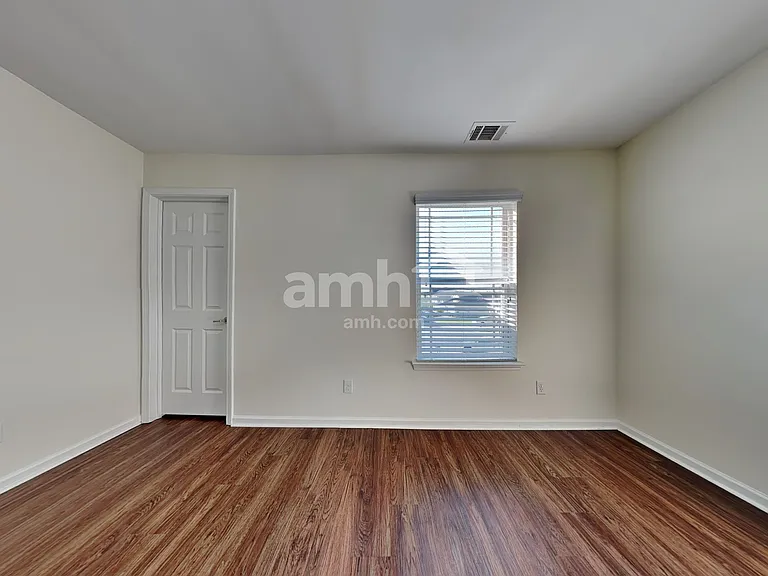 126 Roseberry Cir — Photo 19