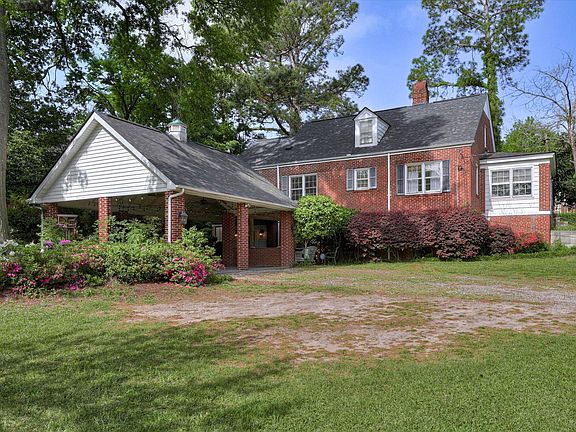 2nd image of 802 Hickman Road