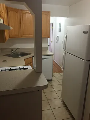 Rented by Charles Coutinho LLC | media 25