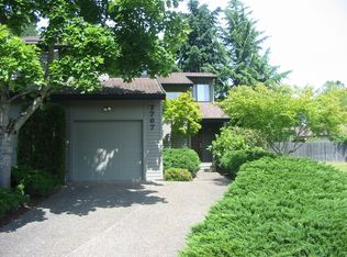7767 SW Raintree Dr, Beaverton, OR 97008