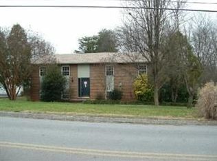 205 Peterson Rd, Knoxville, TN 37934