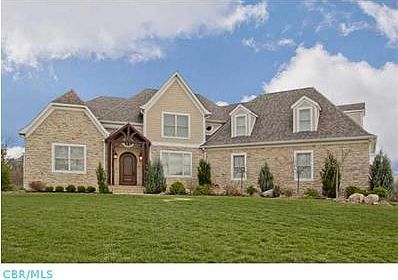 1st image of 501 Woodland Ct