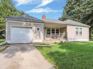 1121 N Juliette Ave, Manhattan, KS 66502