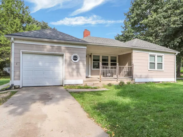 1121 N Juliette Ave, Manhattan, KS 66502