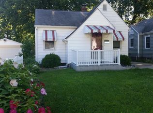 3232 S 5th St, Southern View, IL 62703