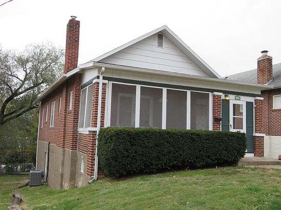 2nd image of 1703 Francis St