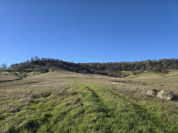 12012 Oak Run Rd, Oak Run, CA 96069