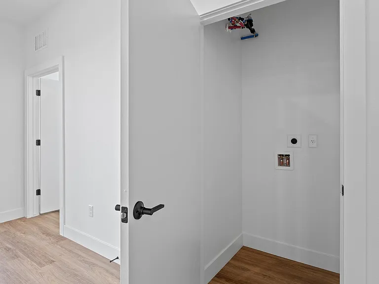4315 S Congress Ave #323 — Photo 20