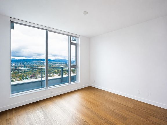 5th image of 6000 McKay Ave #2207