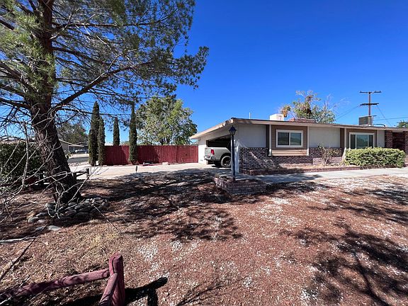 2nd image of 15676 La Verida Dr