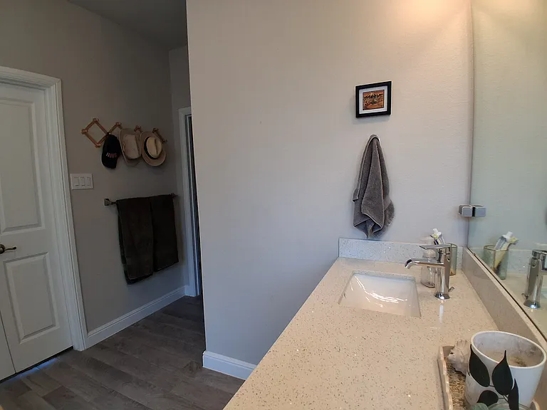 309 Clayton St — Photo 10
