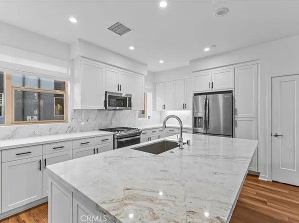 147 Placemark, Irvine, CA 92614