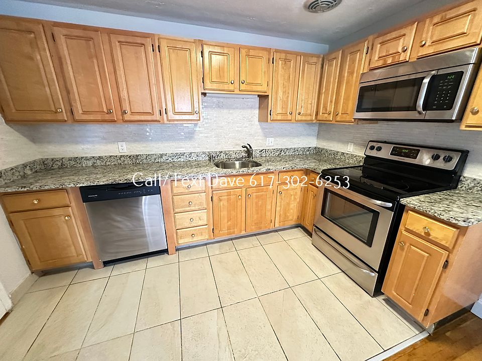 1st image of 210 Babcock St #4