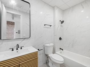 53 Kent Ave #3A, Brooklyn, NY 11249