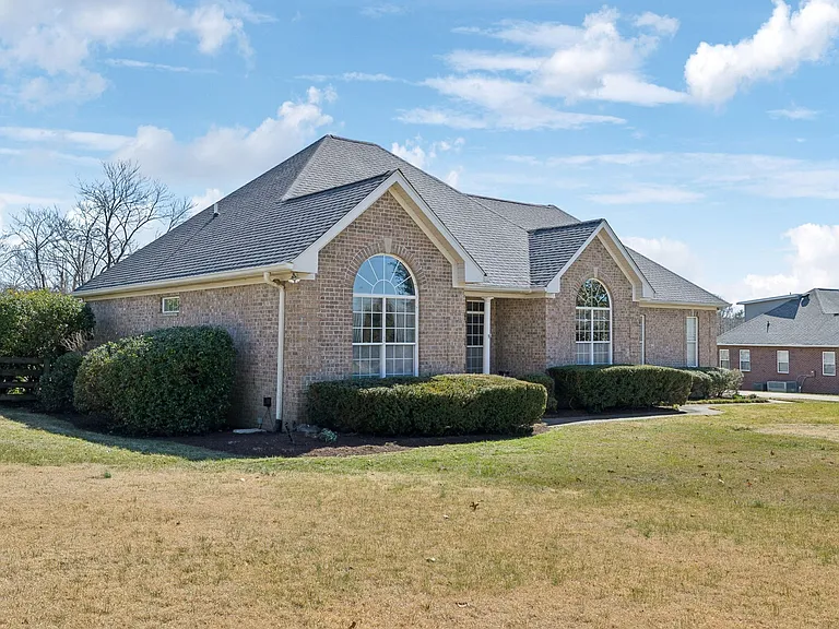 4115 Jensome Ln — Photo 2