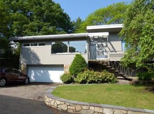 195 Governors Rd, Quincy, MA 02169