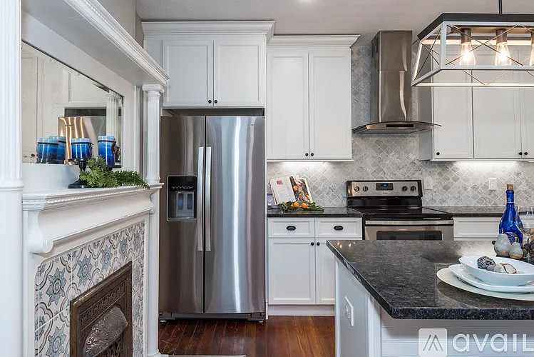 41 Green St — Photo 16