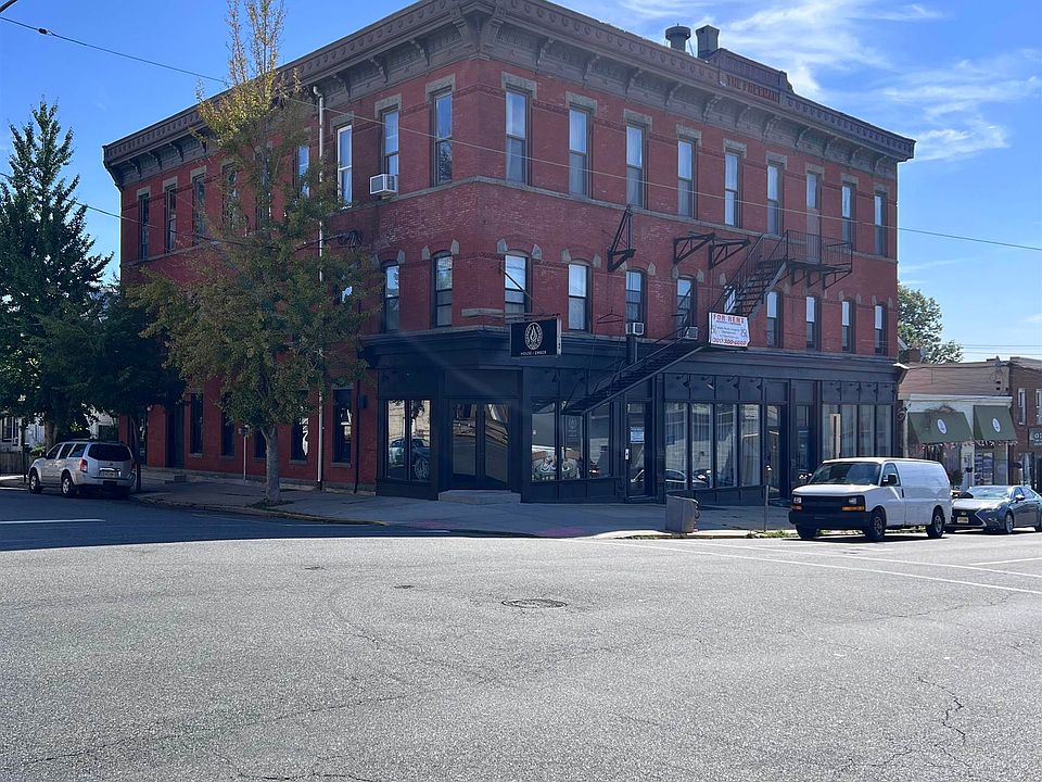 1st image of 157 Midland Ave #2D