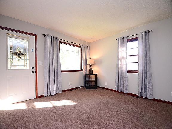 5th image of 3217 Avenue I